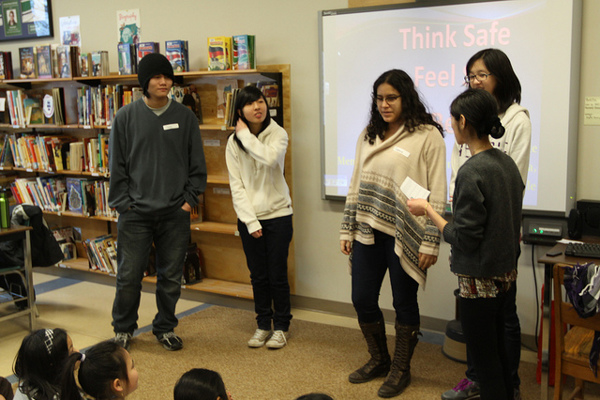 Trường Trung Học Công Lập David Thompson Secondary School - Vancouver, British Columbia, Canada